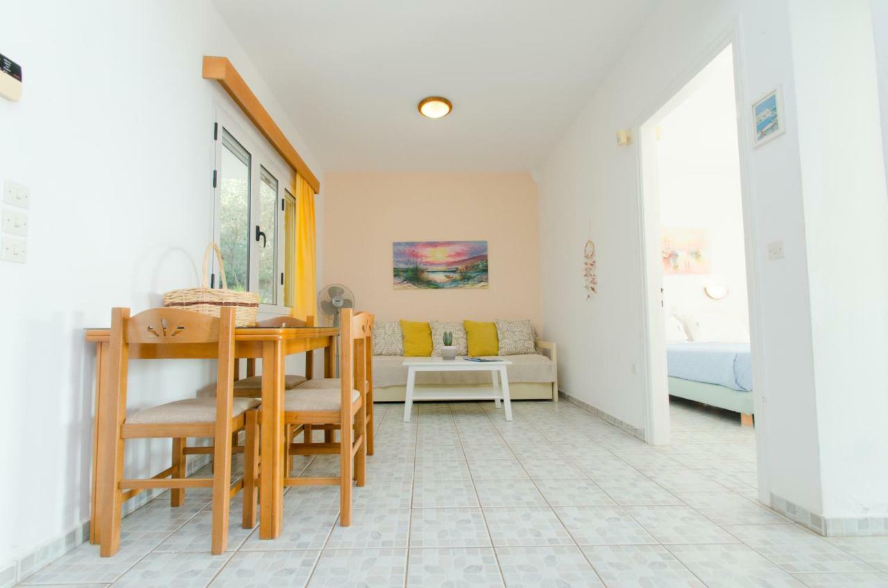 Natural Blue Green Apartment Almiros Beach Zewnętrze zdjęcie